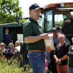 Woodfield Farm talking to trailer visitors-small